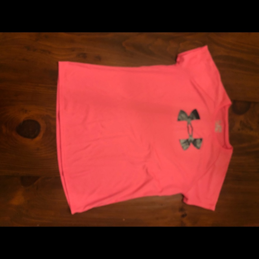 Under Armour girls shirt